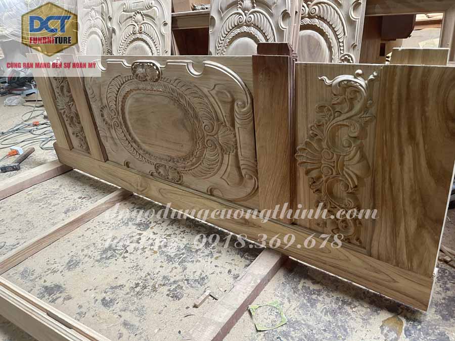 Bộ cửa cổ điển gỗ gõ đỏ cao cấp CC58GD
